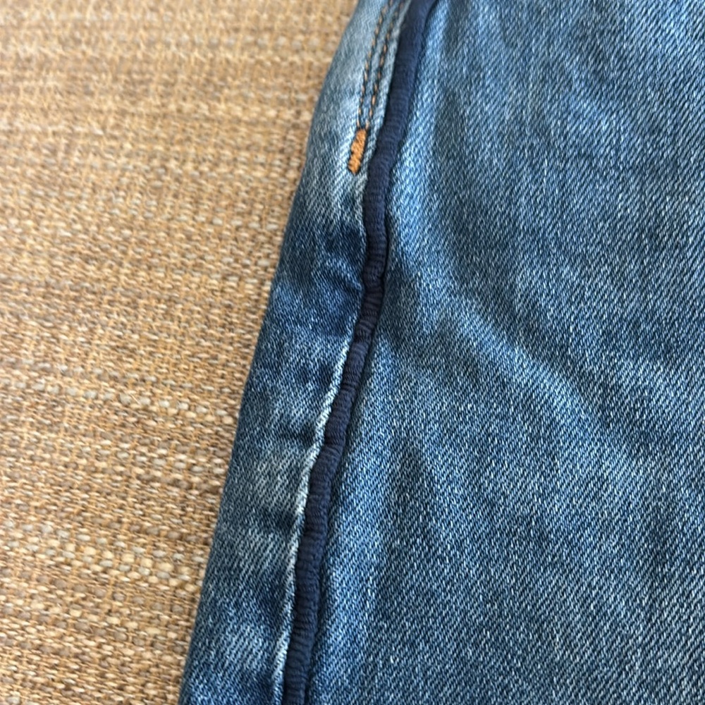 Vineyard Vines Blue Denim Shorts - Picture 6 of 7